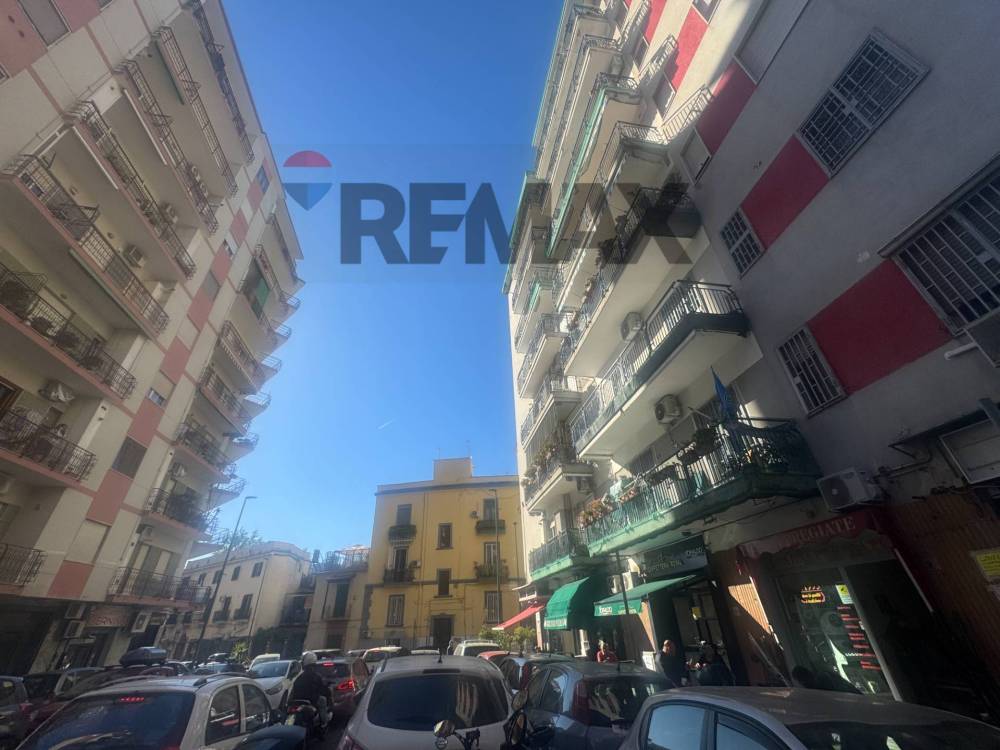 locale commerciale in affitto a Napoli