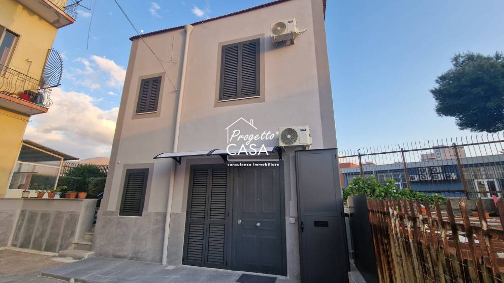appartamento in affitto a Napoli in zona Ponticelli