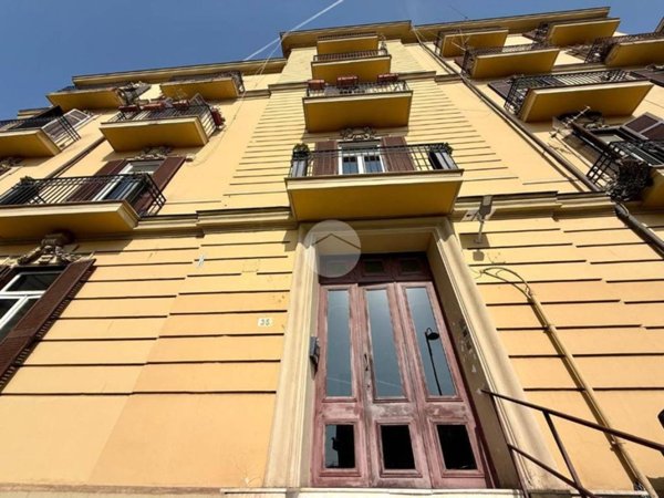 appartamento in affitto a Napoli in zona Chiaia