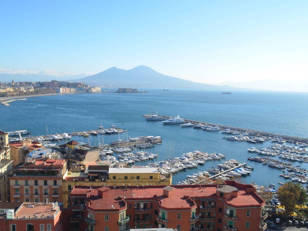 appartamento in affitto a Napoli in zona Posillipo