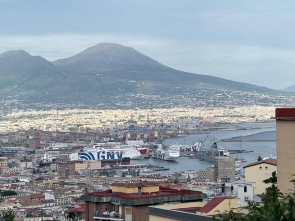 appartamento in affitto a Napoli in zona Arenella