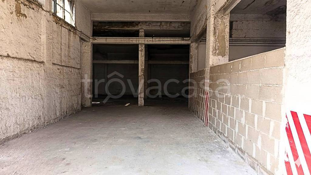 loft in affitto a Napoli in zona San Carlo all'Arena