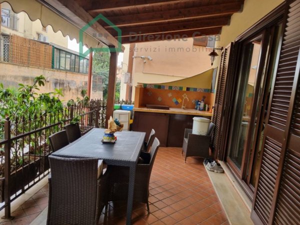 appartamento in affitto a Napoli in zona Stella