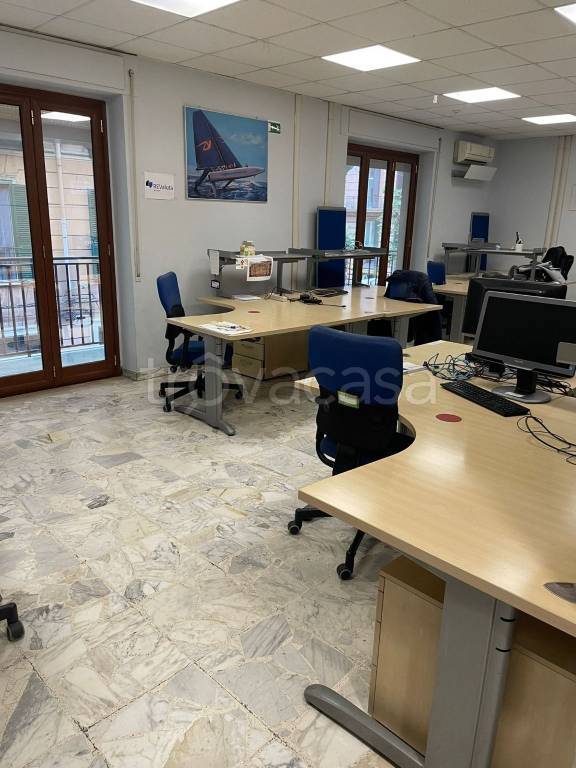 ufficio in affitto a Napoli in zona Vomero