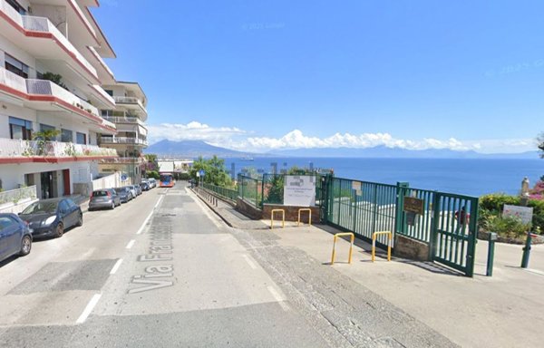 appartamento in affitto a Napoli in zona Posillipo