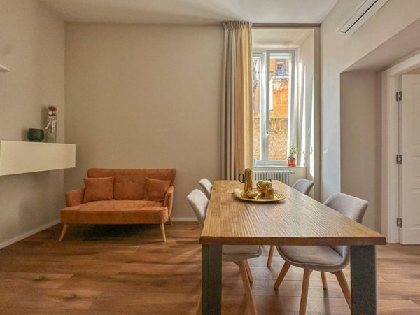 appartamento in affitto a Napoli in zona Pendino / San Giuseppe
