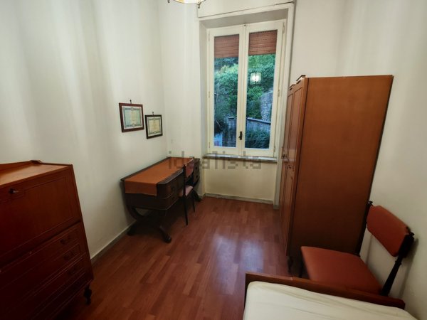 appartamento in affitto a Napoli in zona Chiaia