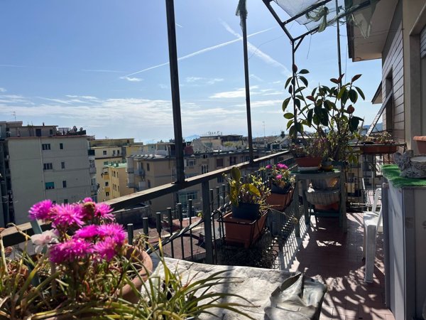 appartamento in affitto a Napoli in zona Arenella
