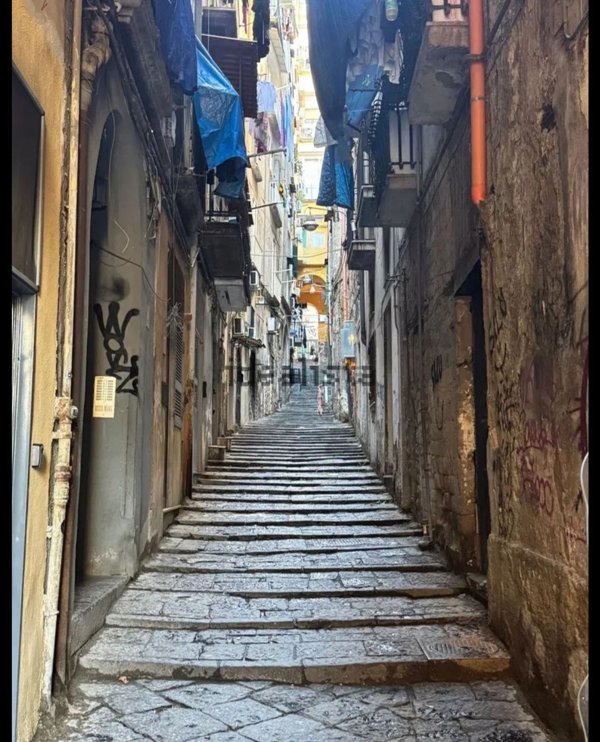 appartamento in affitto a Napoli in zona Porto