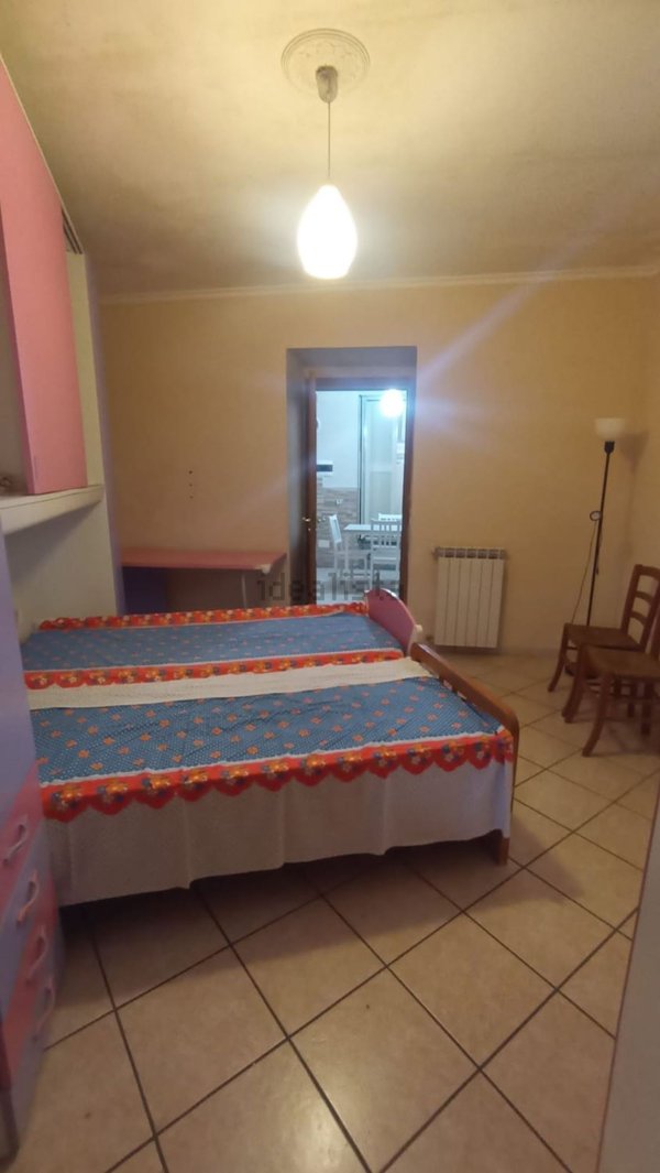 appartamento in affitto a Napoli in zona San Carlo all'Arena