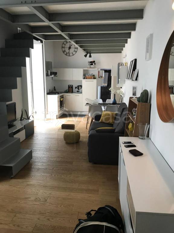 appartamento in affitto a Napoli