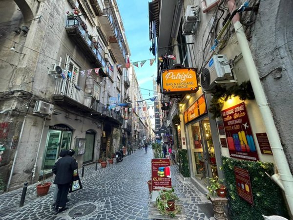 appartamento in affitto a Napoli in zona San Lorenzo