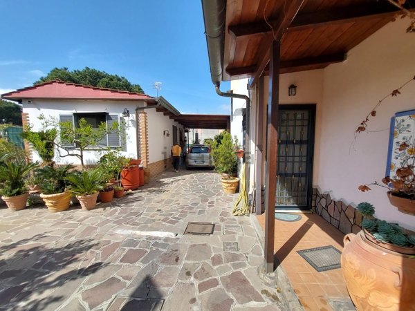 appartamento in affitto a Napoli in zona Barra