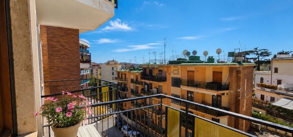 appartamento in affitto a Napoli in zona Arenella