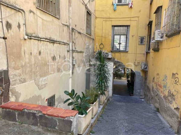 appartamento in affitto a Napoli in zona Chiaia