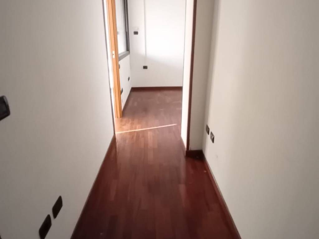 ufficio in affitto a Napoli in zona Poggioreale
