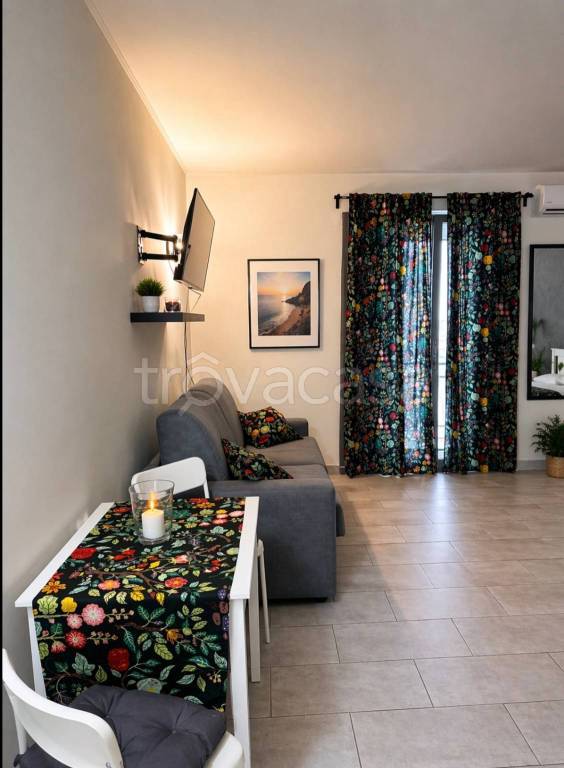 appartamento in affitto a Napoli in zona Pendino / San Giuseppe