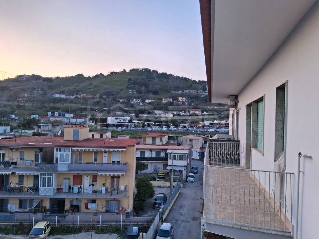 appartamento in affitto a Napoli in zona Bagnoli