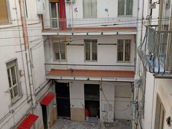 appartamento in affitto a Napoli in zona Vicaria