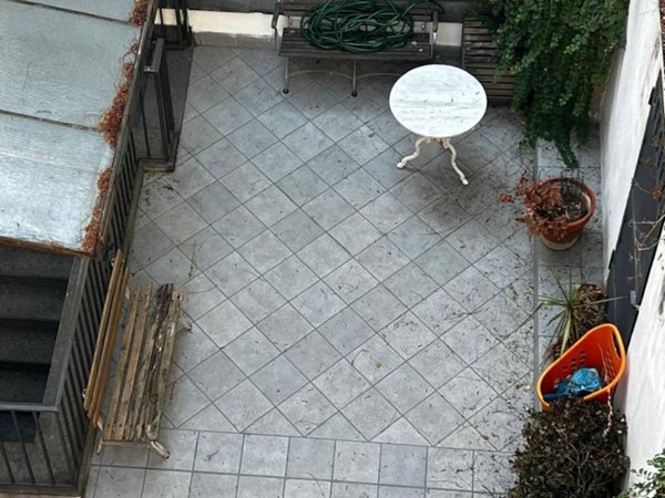 appartamento in affitto a Napoli in zona Chiaia