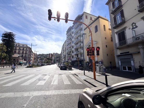 appartamento in affitto a Napoli in zona Chiaia