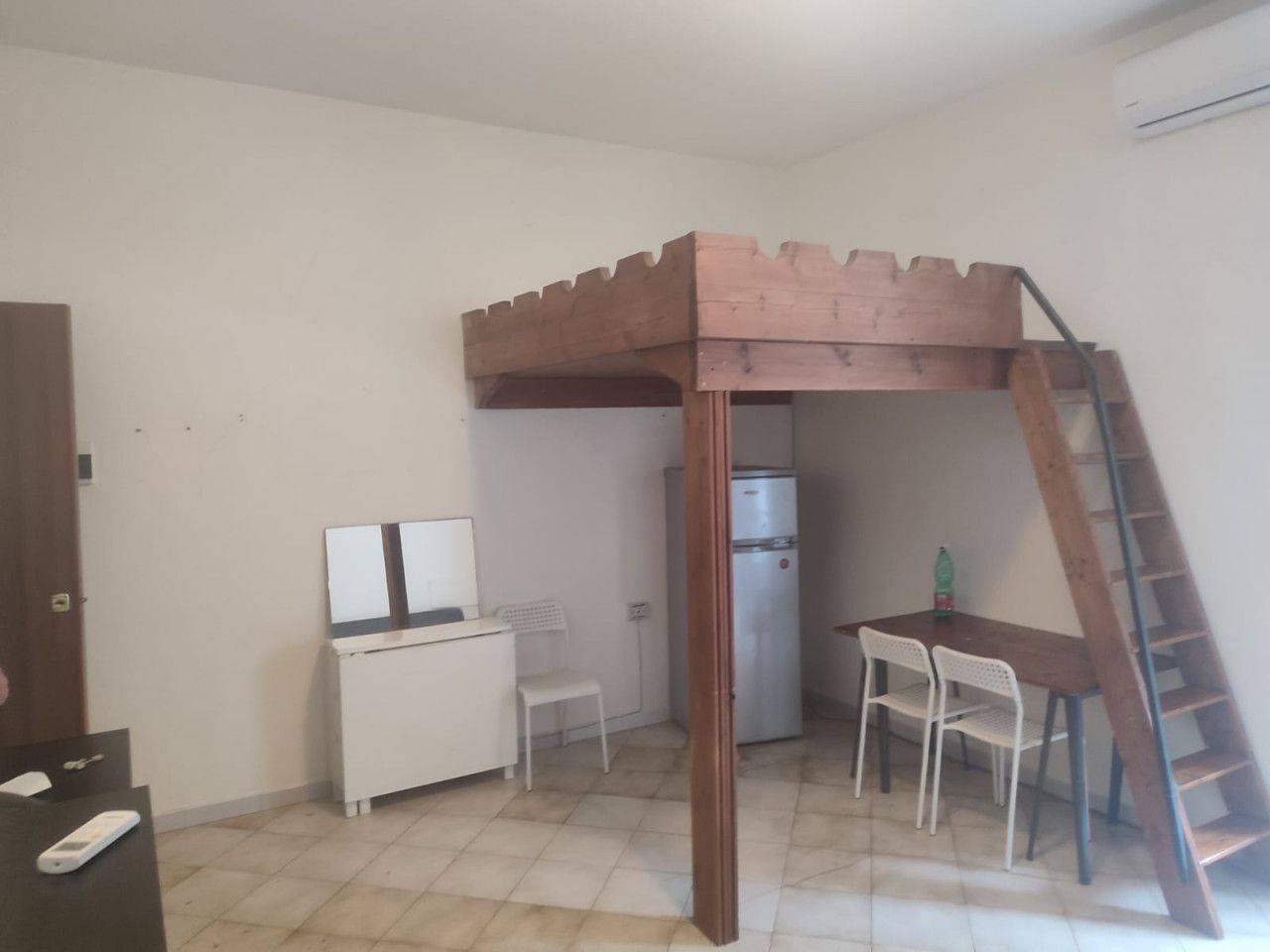 appartamento in affitto a Napoli in zona Stella