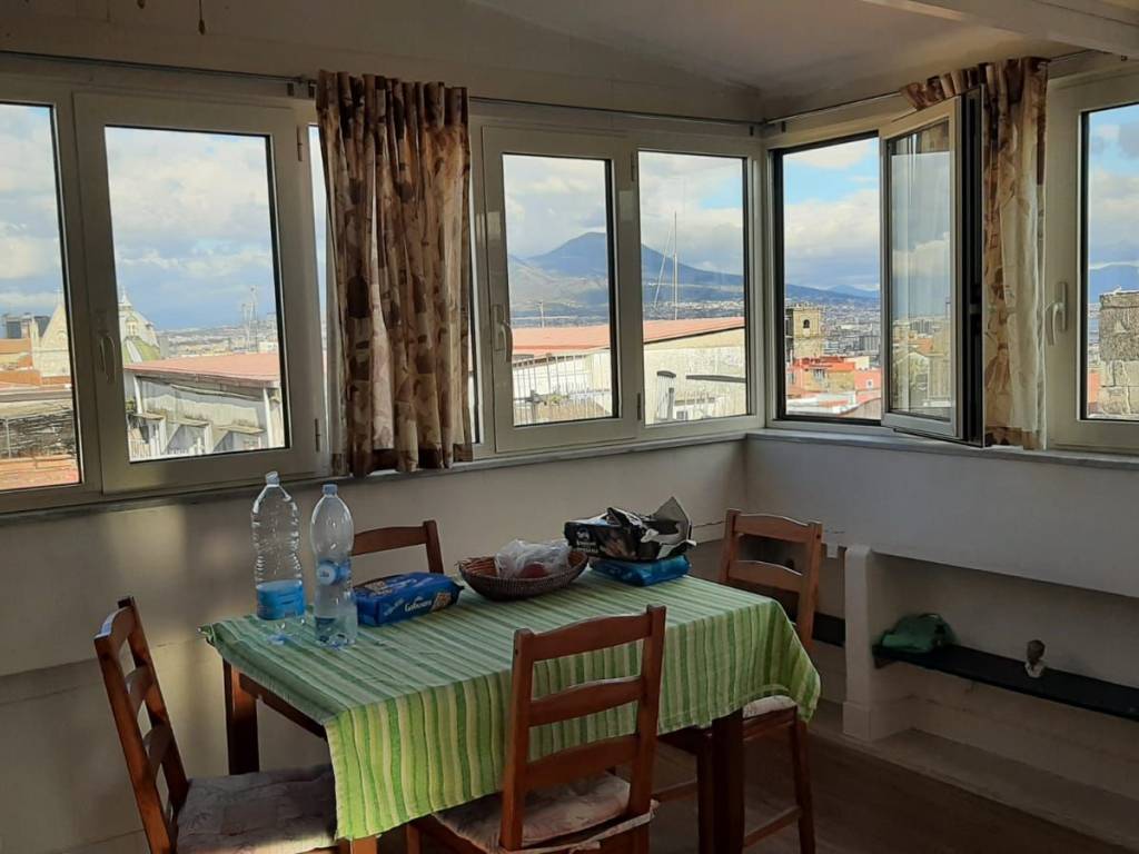 appartamento in affitto a Napoli