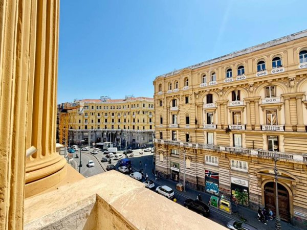 ufficio in affitto a Napoli in zona Mercato