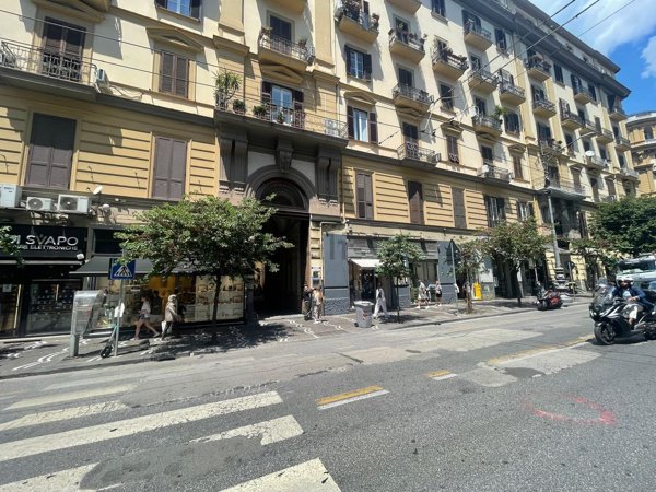 ufficio in affitto a Napoli in zona Mercato