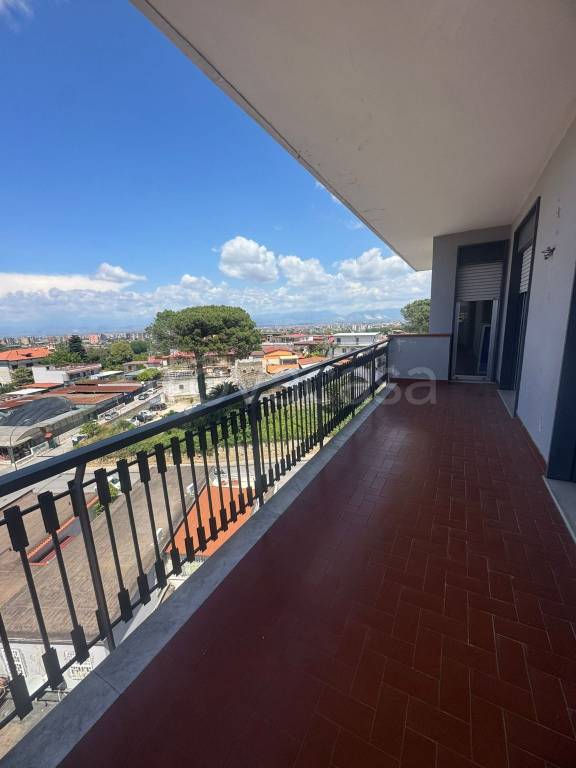 appartamento in affitto a Napoli in zona Piscinola