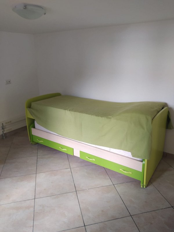 appartamento in affitto a Napoli in zona Chiaia