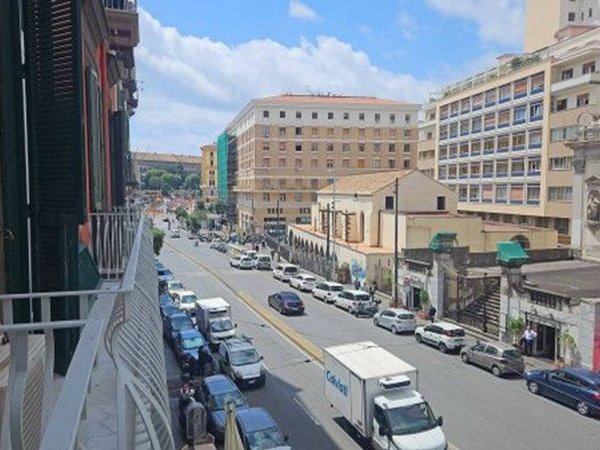 appartamento in affitto a Napoli in zona Porto