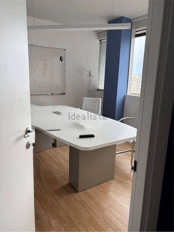 ufficio in affitto a Napoli