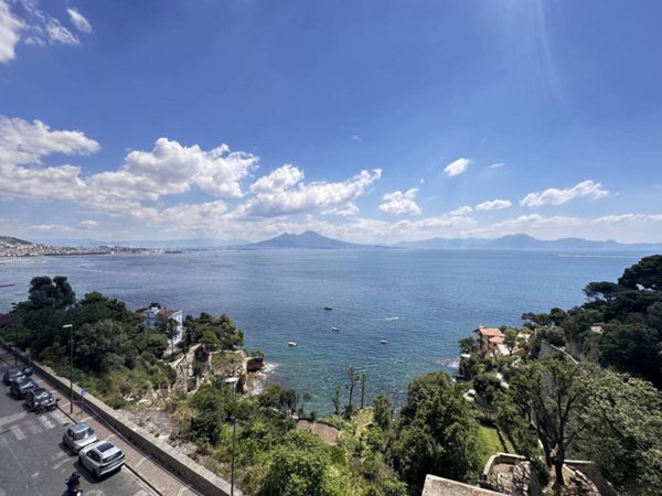 appartamento in affitto a Napoli in zona Posillipo