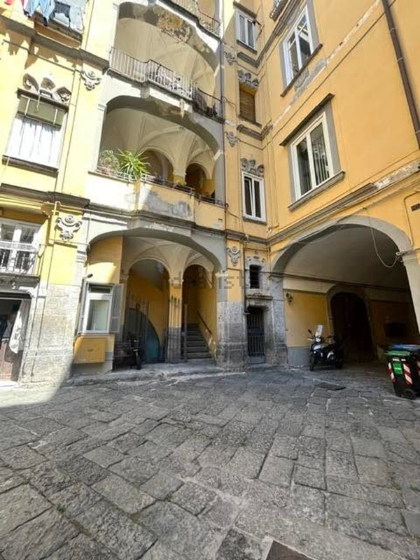 appartamento in affitto a Napoli in zona San Lorenzo