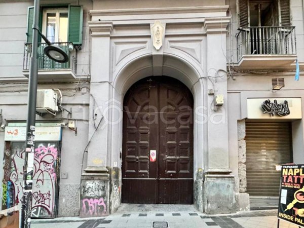negozio in affitto a Napoli in zona Pendino / San Giuseppe