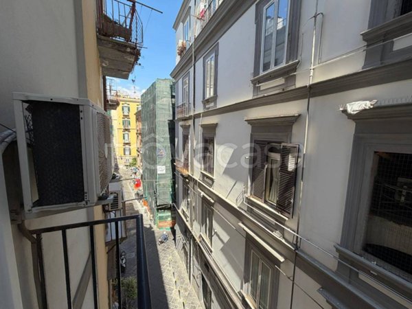 appartamento in affitto a Napoli in zona Chiaia