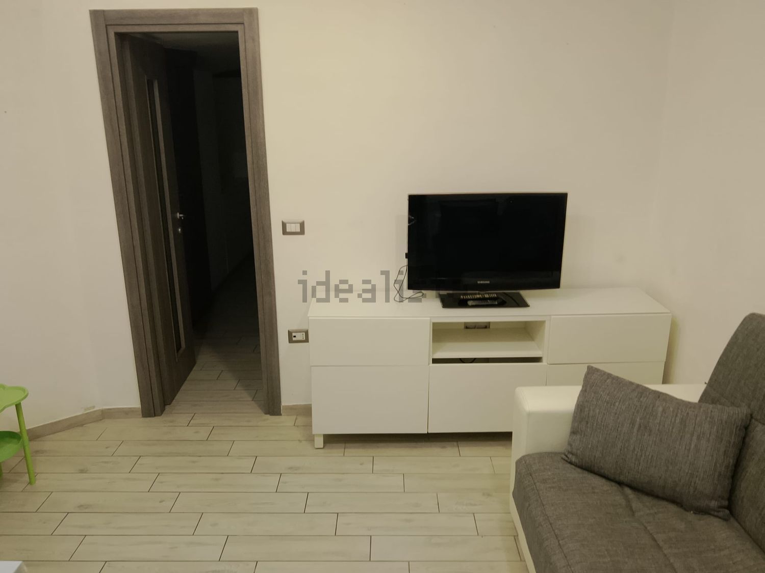 appartamento in affitto a Napoli in zona Stella