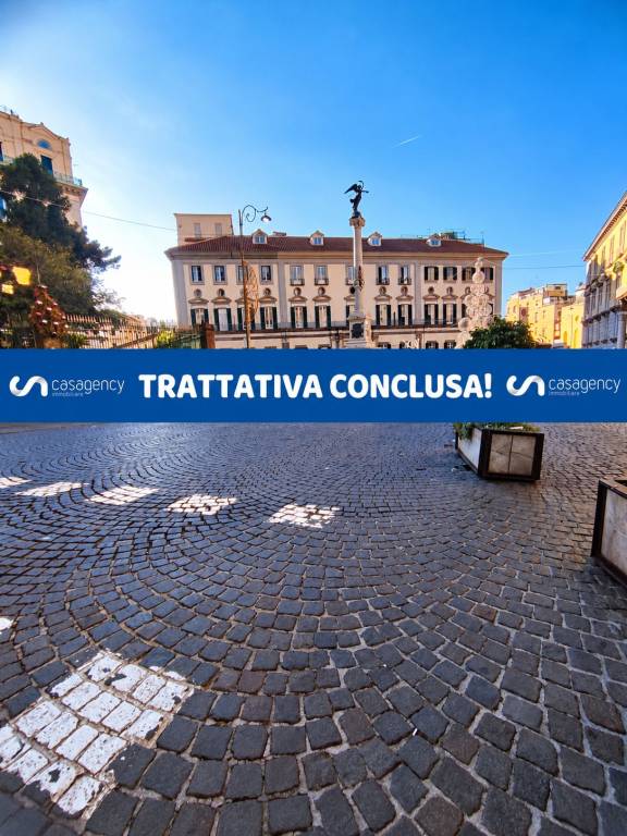 appartamento in affitto a Napoli in zona Chiaia