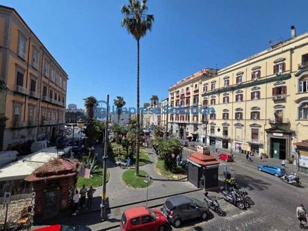 ufficio in affitto a Napoli in zona San Lorenzo