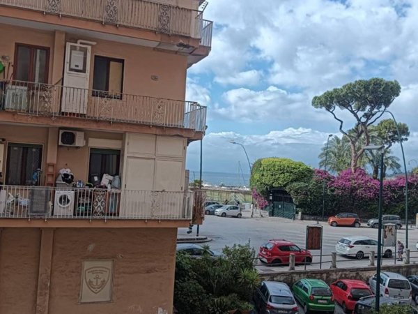 appartamento in affitto a Napoli in zona Posillipo