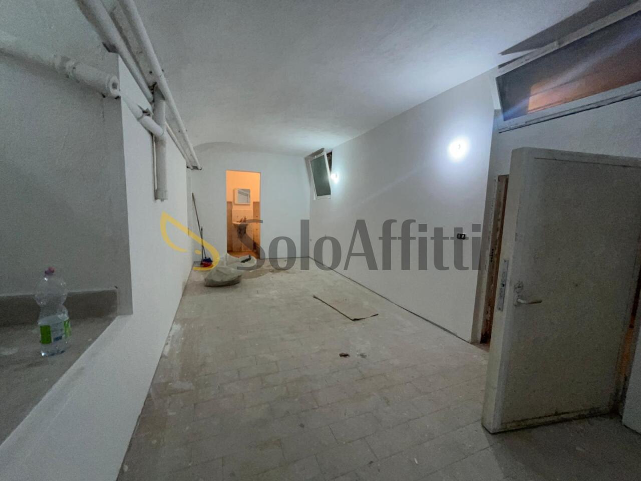 monolocale in affitto a Napoli in zona Stella