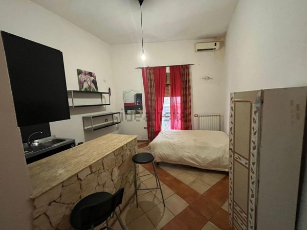 appartamento in affitto a Napoli in zona San Carlo all'Arena