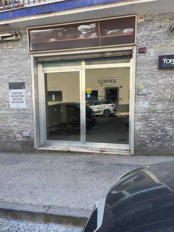 negozio in affitto a Napoli in zona Posillipo