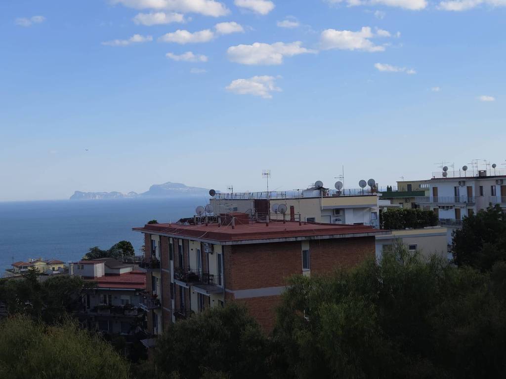 appartamento in affitto a Napoli in zona Posillipo