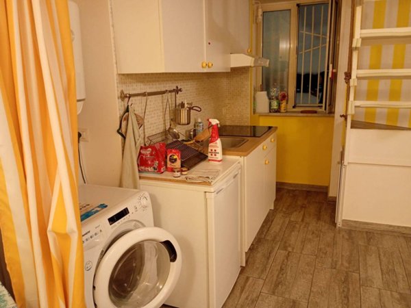 appartamento in affitto a Napoli in zona San Ferdinando