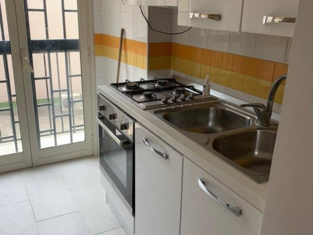 appartamento in affitto a Napoli in zona Chiaia