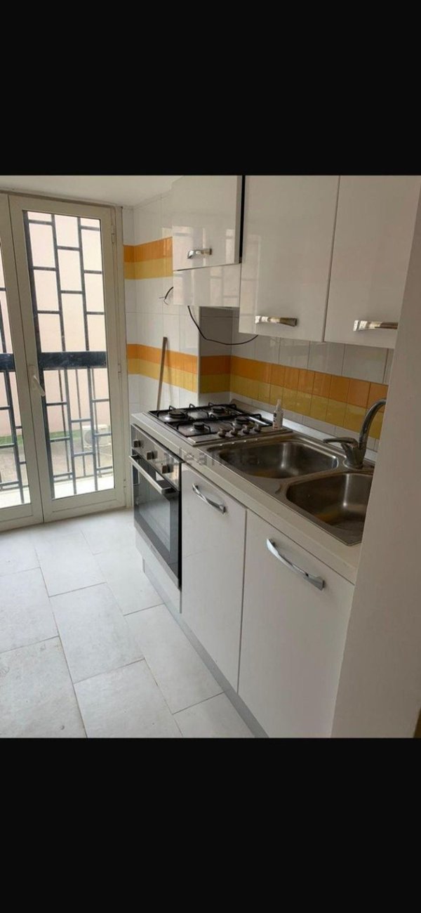 appartamento in affitto a Napoli in zona Chiaia