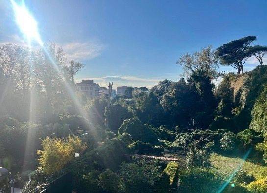 appartamento in affitto a Napoli in zona Posillipo