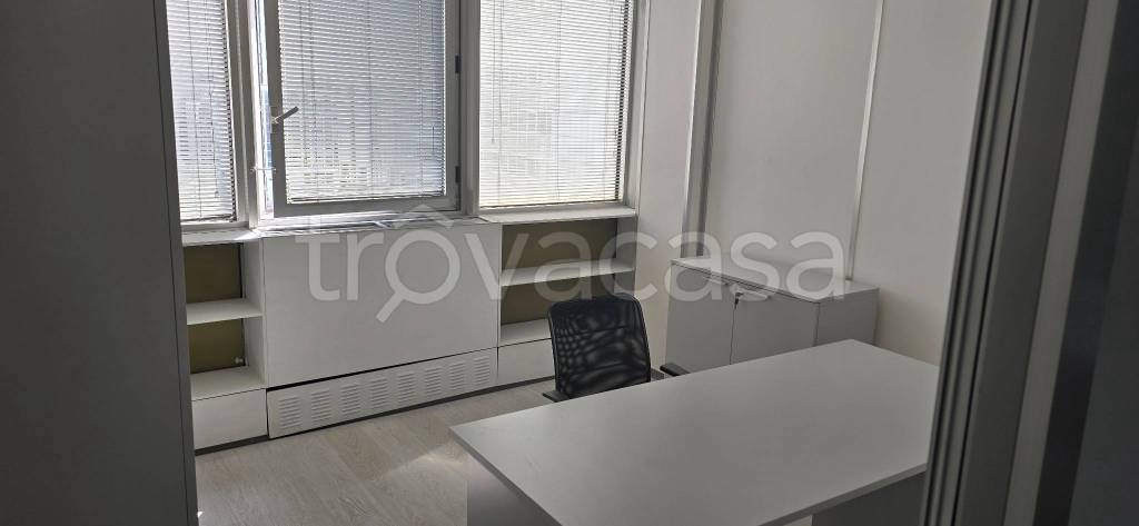 ufficio in affitto a Napoli